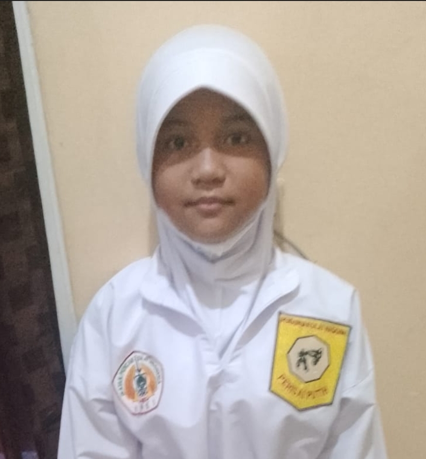 Foto Nadilla nur prasasti